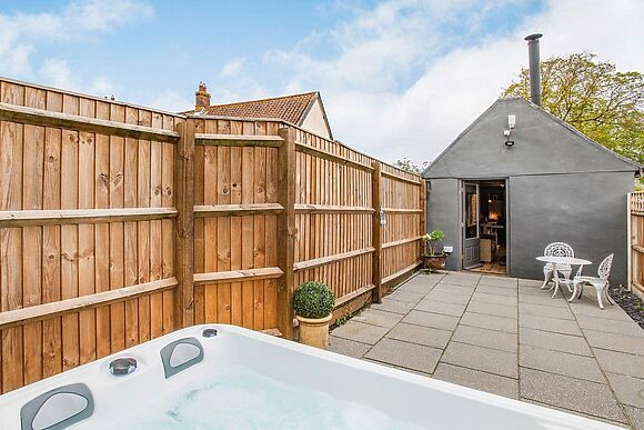 Barwick Retreat in Bawdeswell