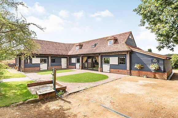 Silhouette’s Stable at The Osiers