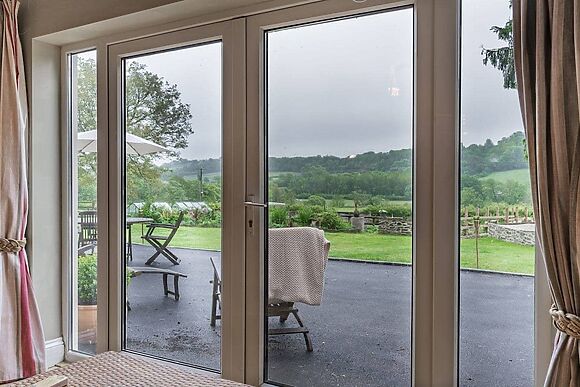 Taliaris Isaf in Llandeilo