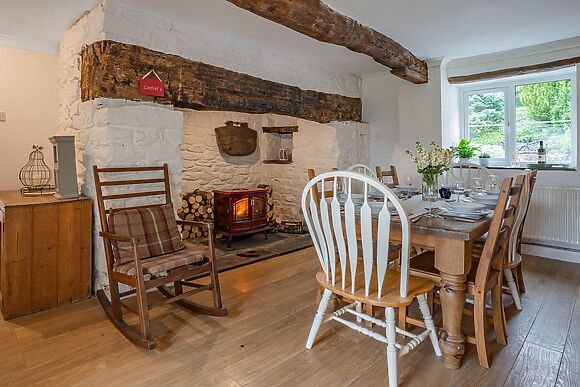 Taliaris Isaf in Llandeilo