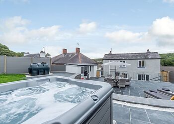 Islwyn in Aberaeron