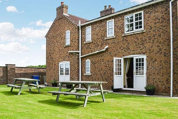 Eastfield Cottage in Leven