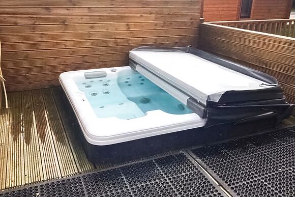 Oakwood Lodge At Felmoor Park