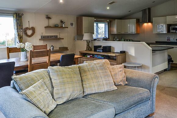 Oakwood Lodge at Felmoor Park