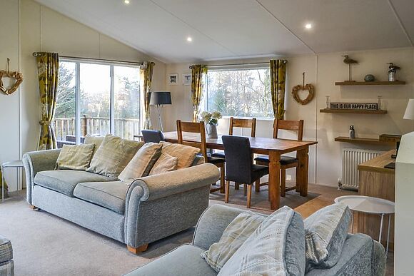 Oakwood Lodge at Felmoor Park