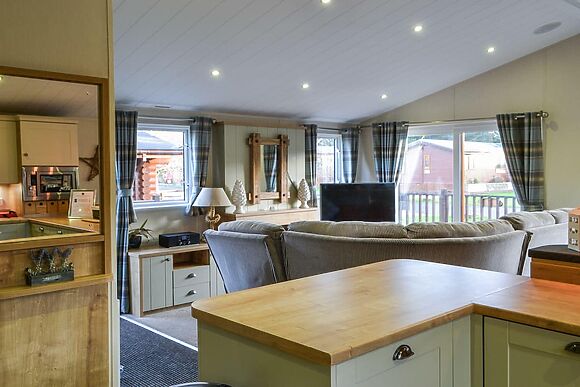 Griffon Lodge at Felmoor Park