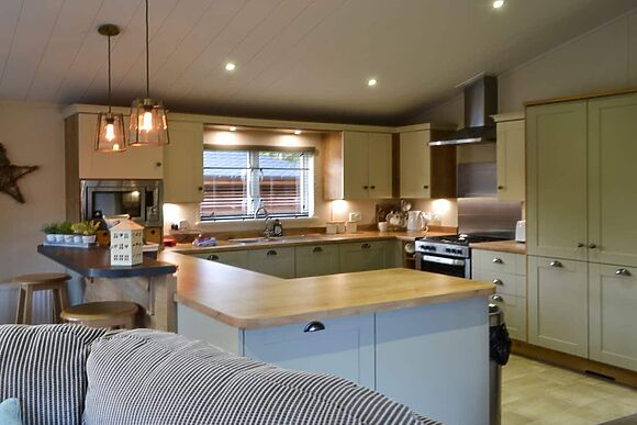 Griffon Lodge at Felmoor Park