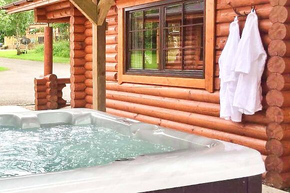 Hadrians Lodge in Felton