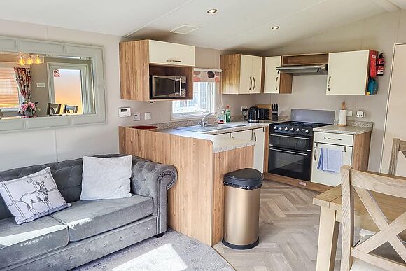 Hamilton Lodge at Felmoor Park