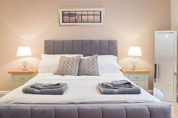 Llain Cottage in Cross Inn