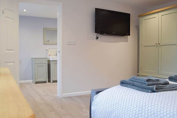 Llain Cottage in Cross Inn