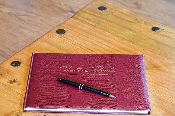 Stelling Minnis at Toms Cabin