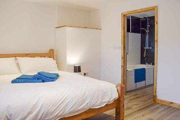 Llety’r Saer at Y Gadlas