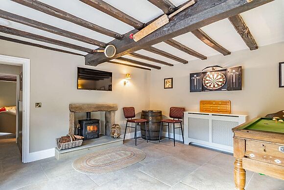 Buryemwick in Jack Hill