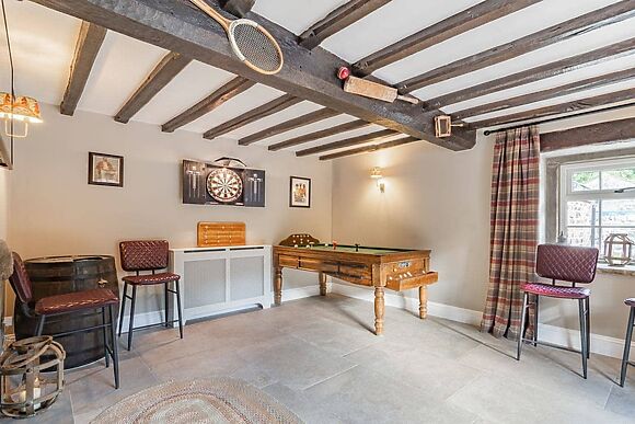 Buryemwick in Jack Hill