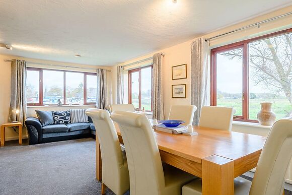 Riverside Cottage in Loddon