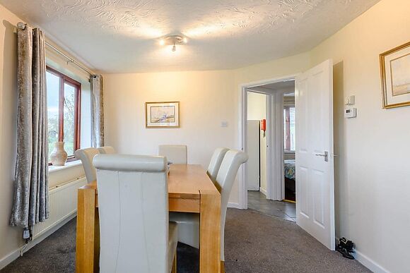 Riverside Cottage in Loddon