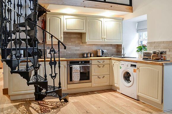 Cullew Bothy in Kirriemuir