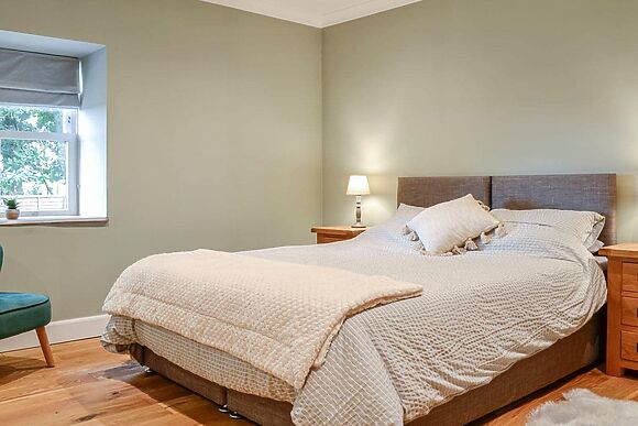 Cullew Bothy in Kirriemuir