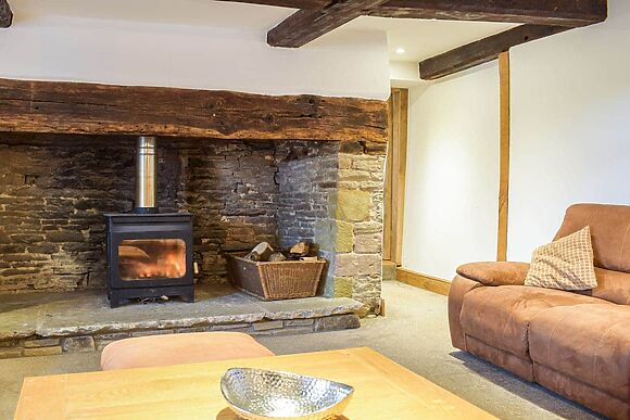 Colstey Farmhouse in Clun