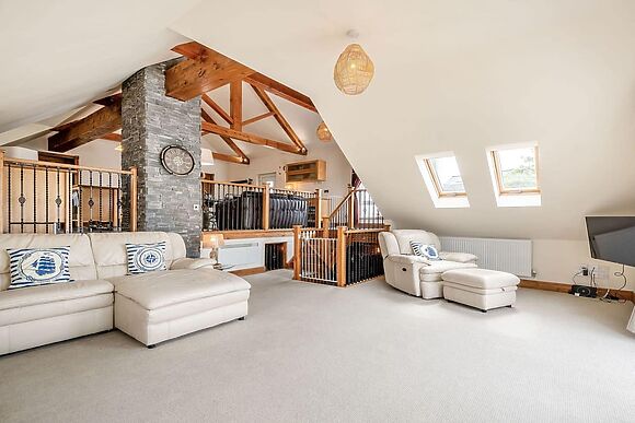 Seaviews and Hot Tub