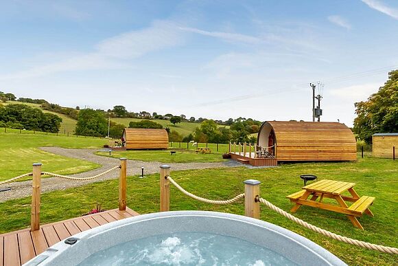 Brook Valley Glamping-Elm