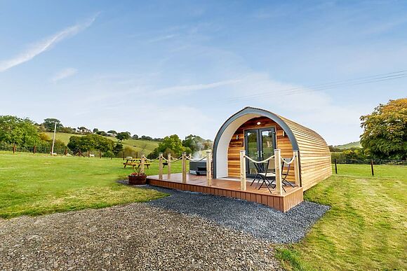 Brook Valley Glamping-Chestnut