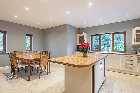 Hoole Summer House in Elswick