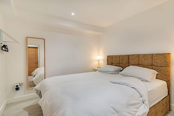 Waterside Lodge Four