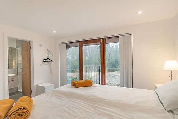 Waterside Lodge Fifteen