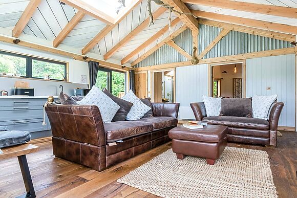 Meadow Hide in Chichester