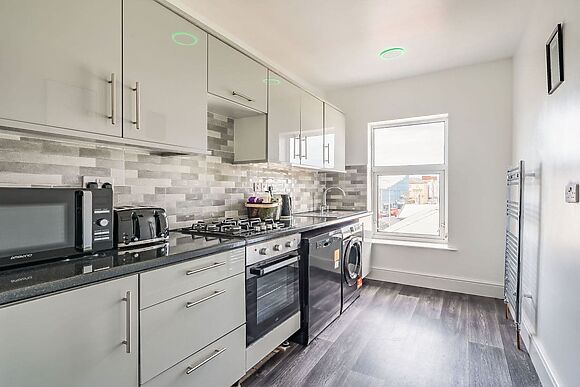 Fylde Coast -sea View Apartment Two