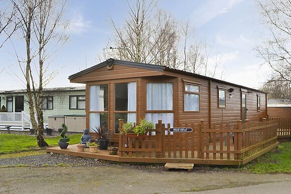 Yolo Retreat at Felmoor Park