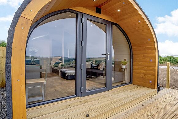 Gwennol at Llain Farm