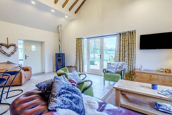 Woodpecker Cottage in Whitechapel