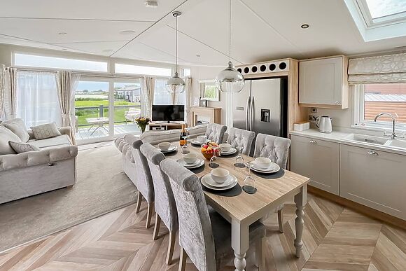 Reel Paradise at The Laurels