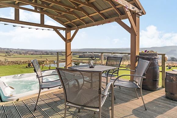 Huntercrook Lodge