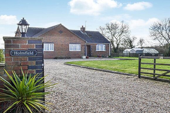 Holmfield in Sloothby