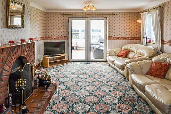 Holmfield in Sloothby