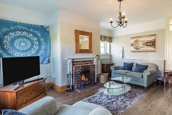 Horseshoes House