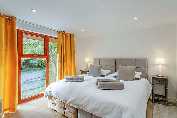 Waterside Lodge Five