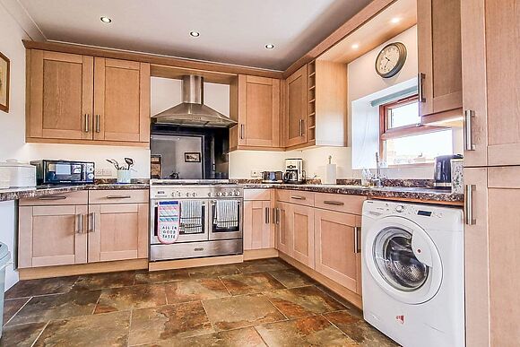 Whitney Cottage in Horton