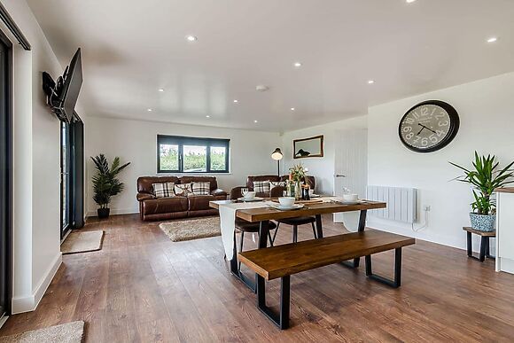 Bramley Lodge in Lyonshall