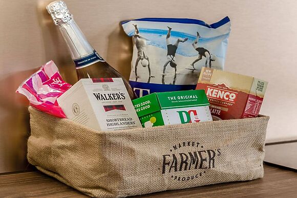 Bramley Lodge in Lyonshall