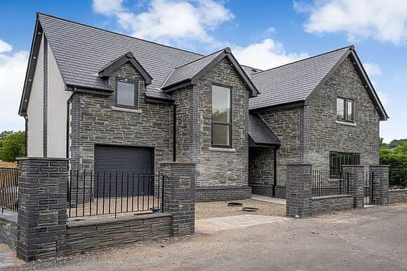 Ty Afon Reg