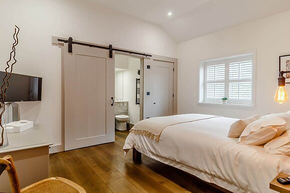 Walnut Tree Barn in Barnham