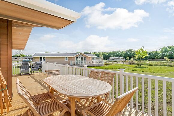 Mahonia Lodge
