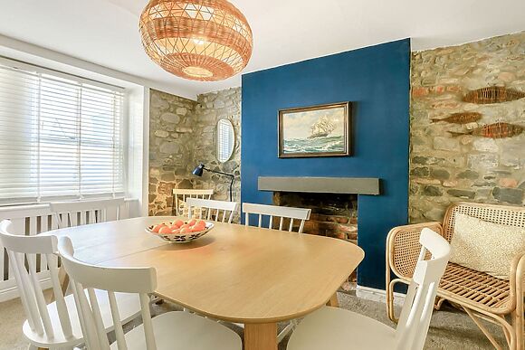 Samphire Cottage