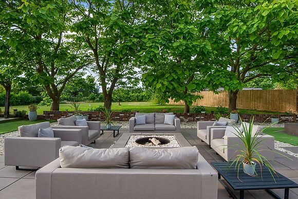 Yew Tree Farm in Ashford