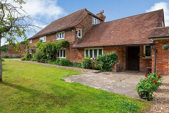 Yew Tree Farm in Ashford